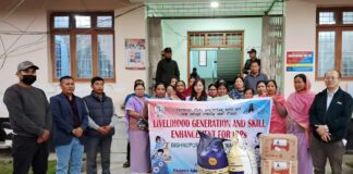 DC Bishnupur distributes livelihood equipemnt to IDPs