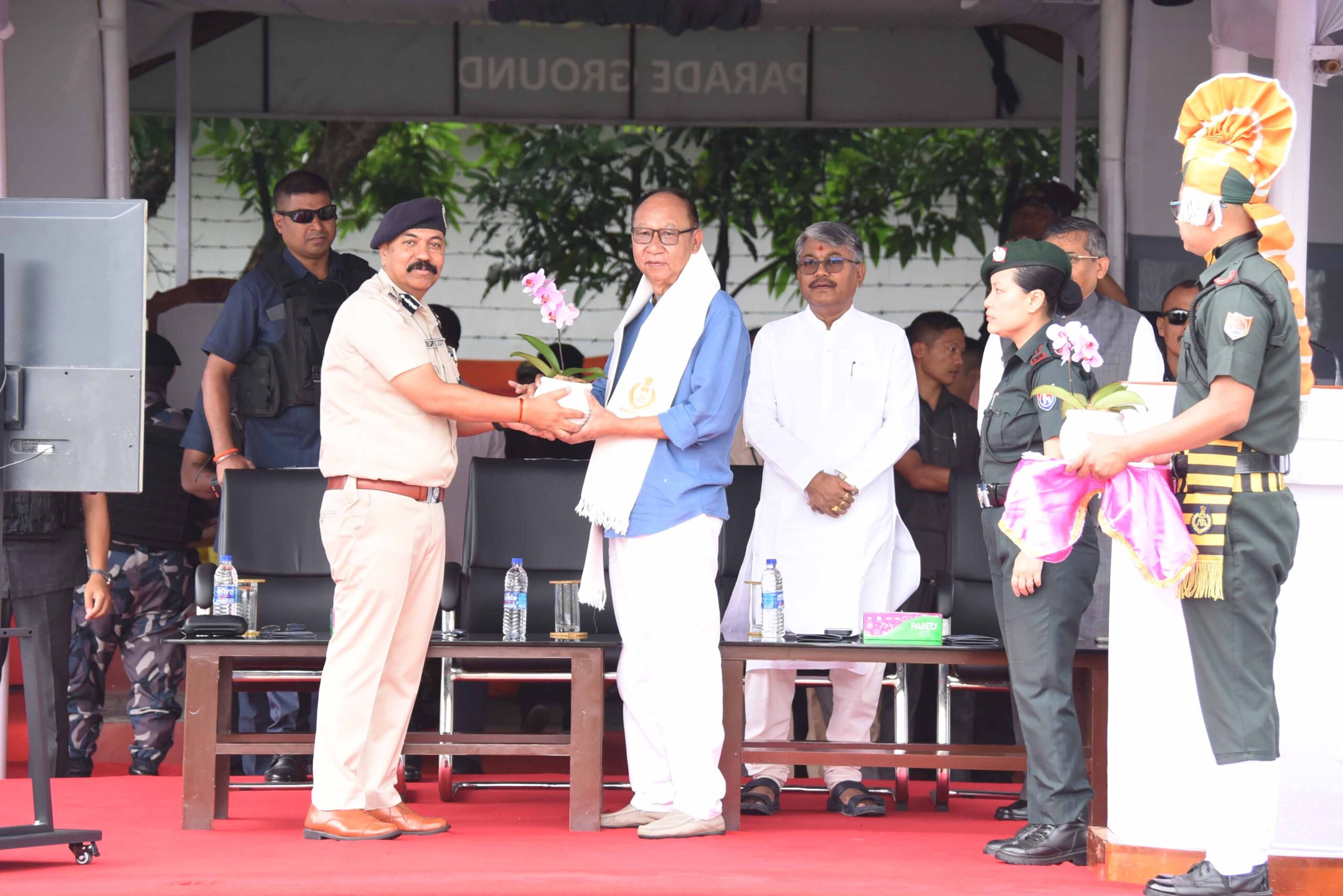 CM flags off 477 new Manipuri police vehicles