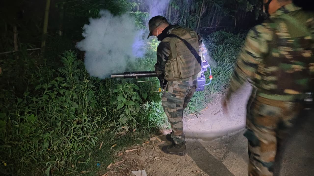 Assam Rifles conducts anti-mosquito drive in Bishnupur village