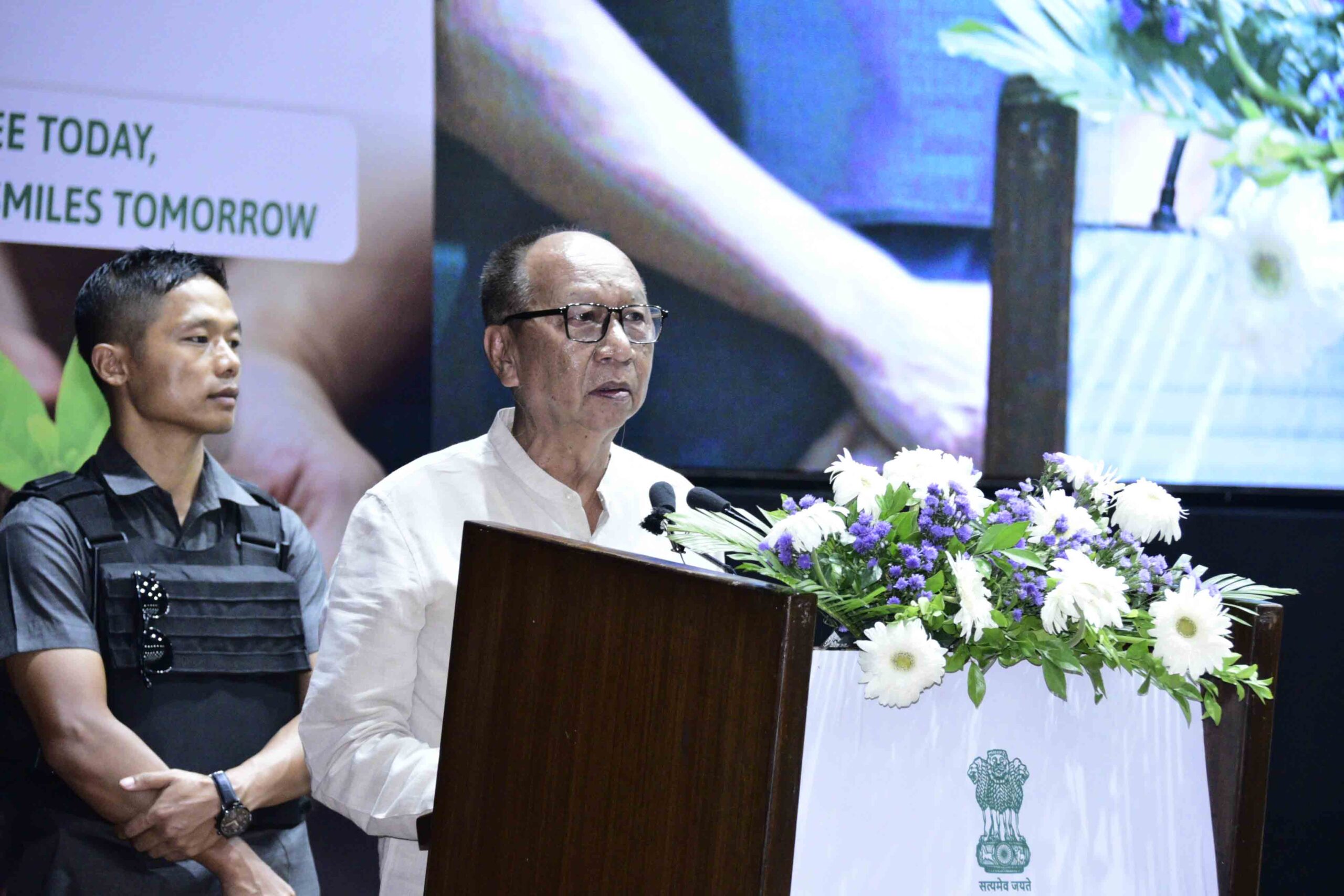 CM attends State-level finale of 77th Van Mahotsav in Imphal