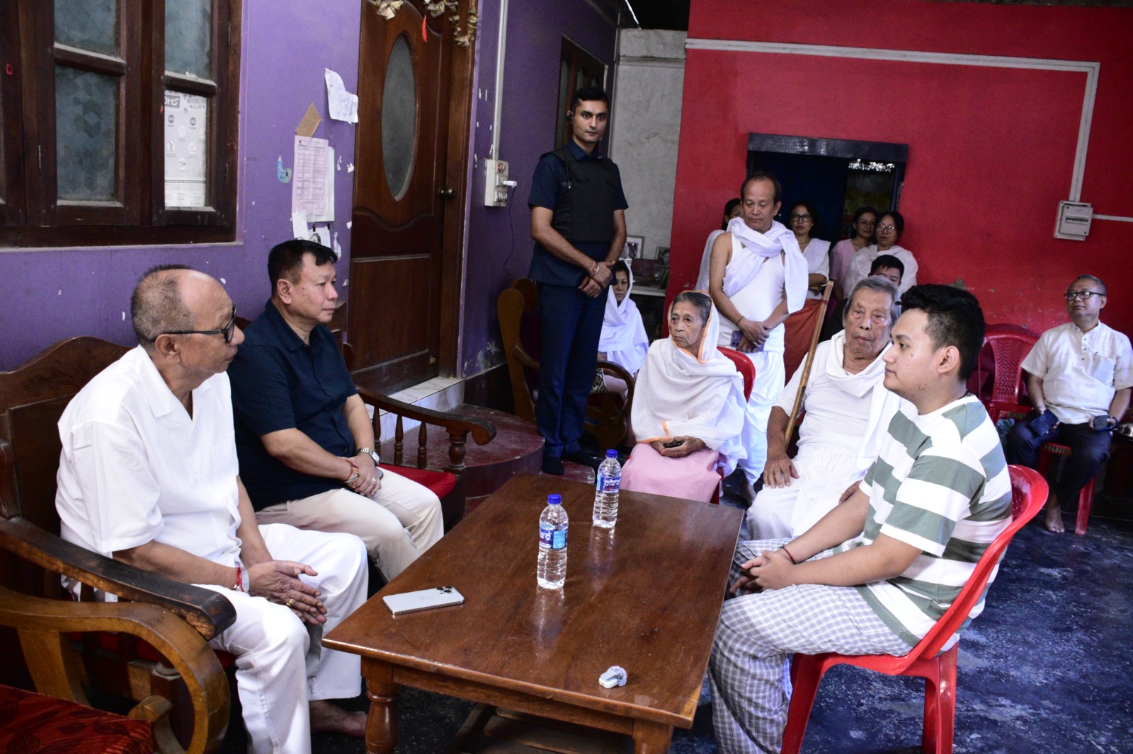 CM Khemchand visits family of late Chongtham Vikram