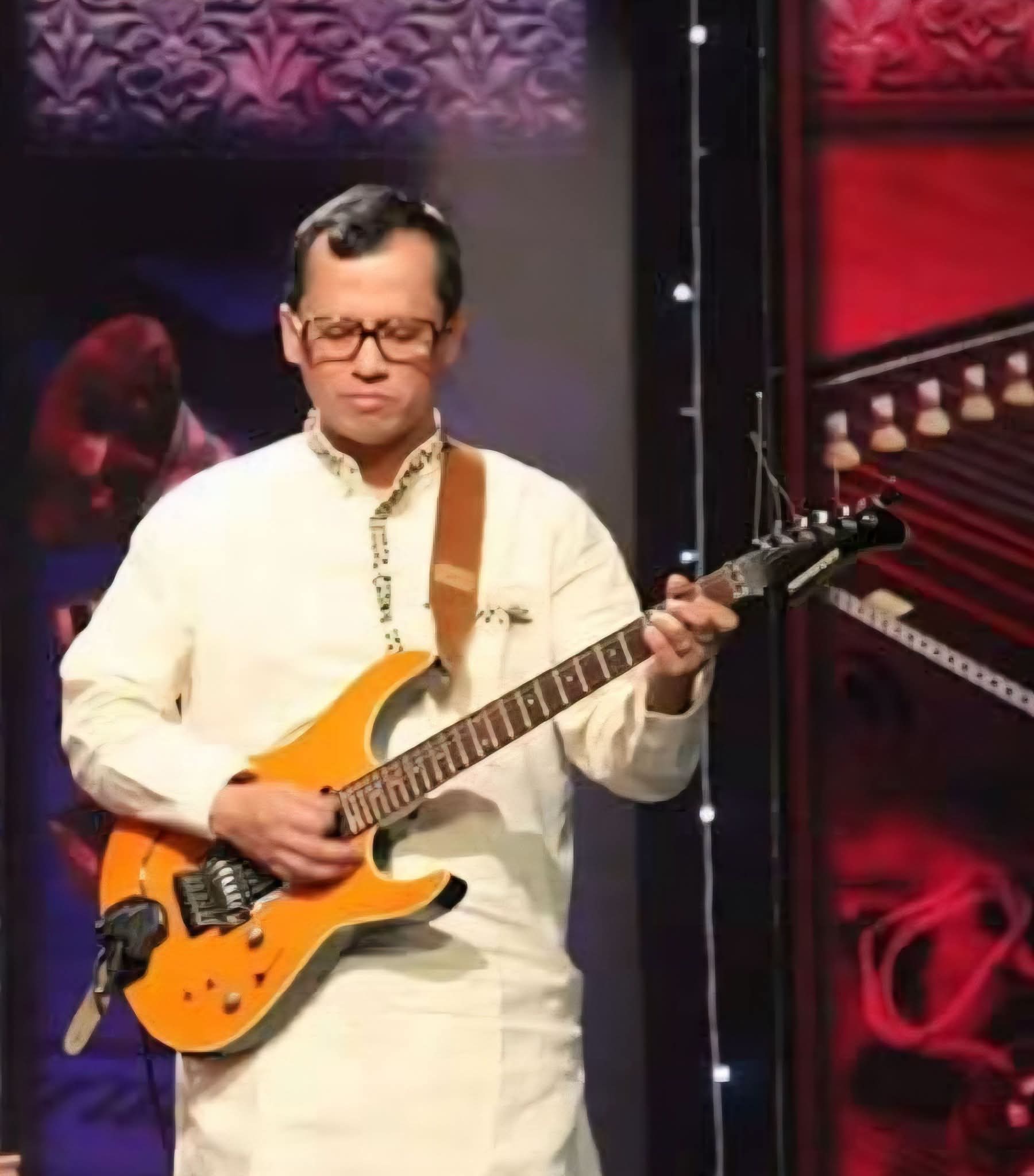 Sharda Devi condoles death of guitarist Chongtham Vikram