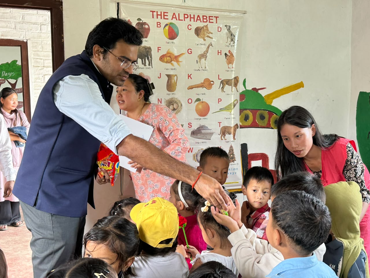 DC Senapati visits Maralong Anganwadi centre